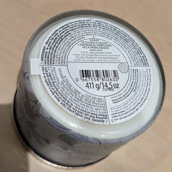 B&BW Cool Mountain Rain - 3-Wick Candle - Picture 3 of 3